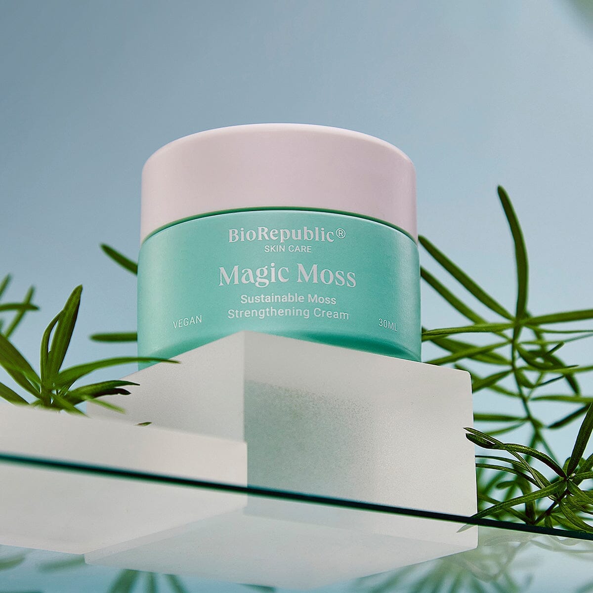 Firming Facelift Magic Moss Cream Cream Jar BioRepublic