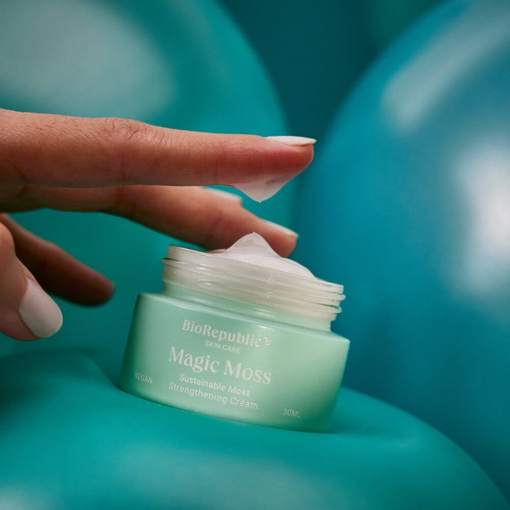 Firming Facelift Magic Moss Cream Cream Jar BioRepublic 